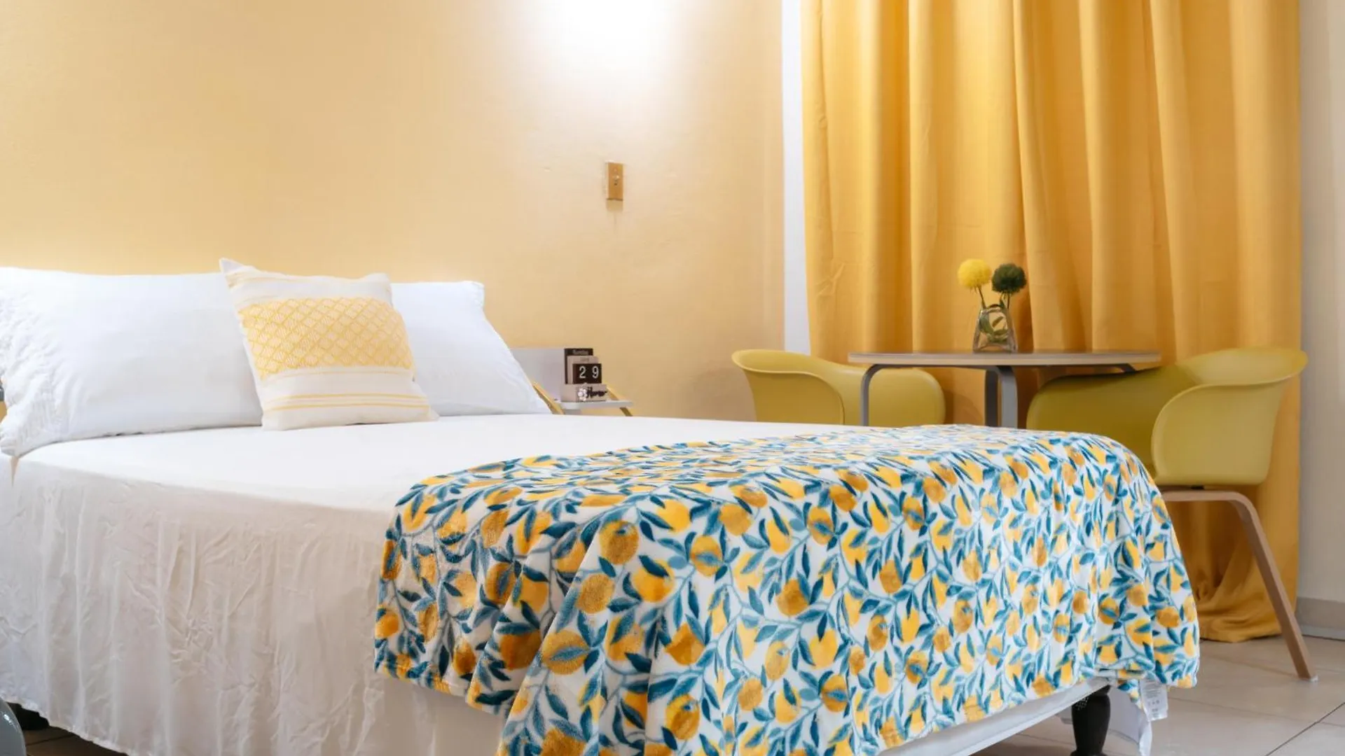 Reste En Jaunte Inside The Cattleya Hotel Tunapuna Village